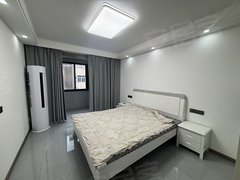 东台东台城区鼓楼路步行街吾悦商圈 步梯三室 现代精装 1500月 拎包入住 好停车出租房源真实图片