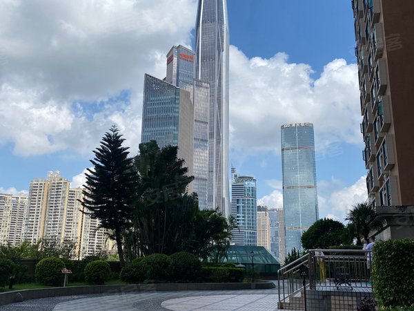 深圳福田皇岗皇都广场福田中心,皇都广场220平6房2卫商住两用,24小时