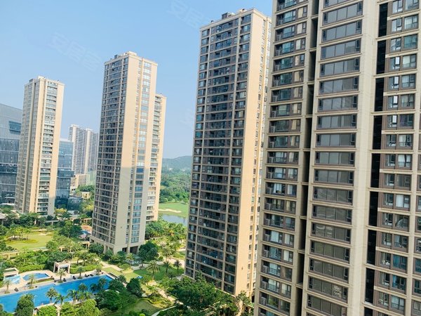 珠海高新区唐家湾翠湖香山玉兰苑唐家湾轻轨站 北师大旁 翠湖香山