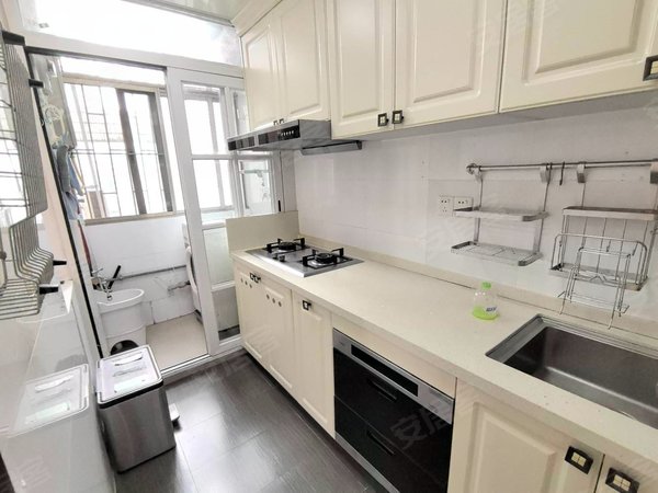 【多图】海连大厦,福田中心区租房,东南朝向,层高3.