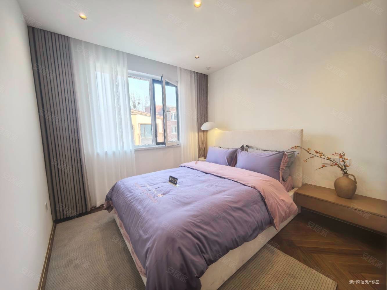 西京都高尔夫别墅4室2厅5卫236㎡南北106.1万