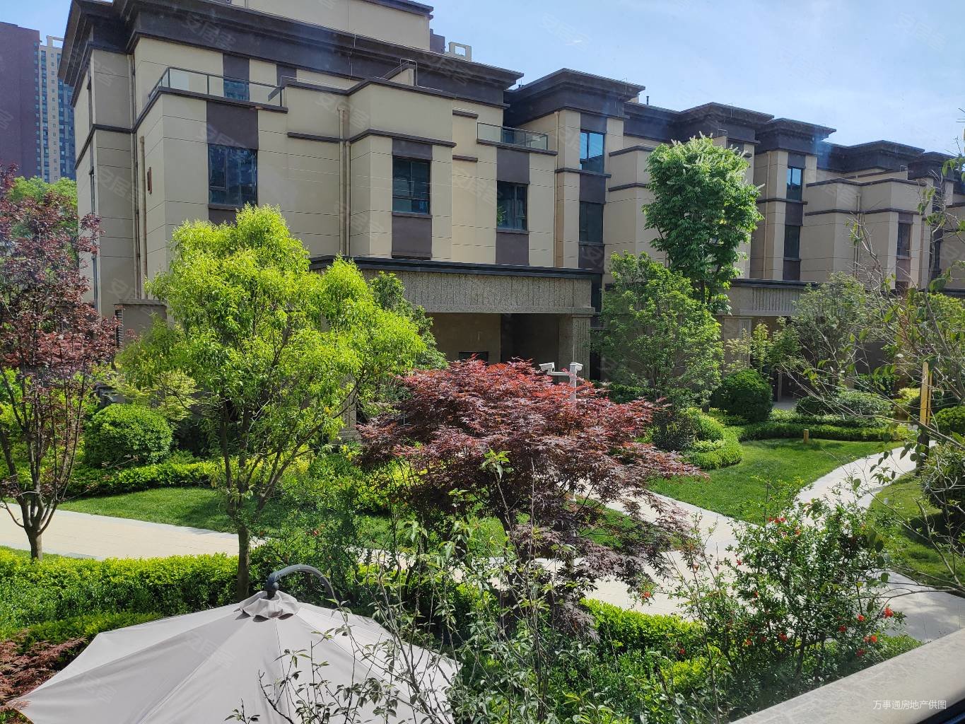 曲江东1梯1户 70年叠拼 电梯入户 首2成 浐河现房,中建锦绣天地(南区)