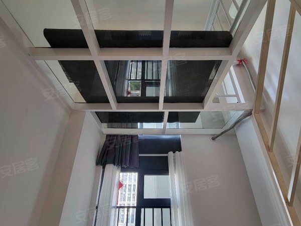 苏州平江平江新城阳光城平江悦平江悦 仅一套 钢化玻璃延伸loft公寓