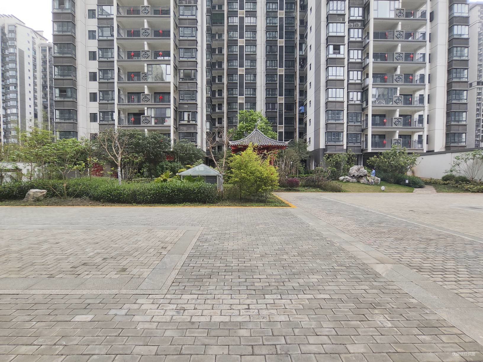 南宁房产网>南宁二手房>良庆二手房>五象大道二手房>邕熙华府>1632