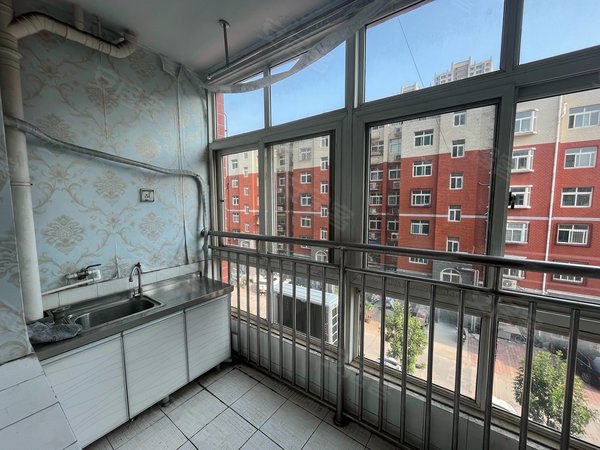 济南历城工业北路东方丽苑可月付可短租万虹广场济南三院东都国际工业