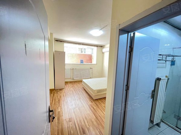 浮山香苑 独卫主卧 面积超大低楼层 精装修无中介,市南租房-青岛58