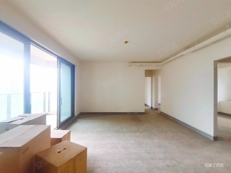 融景城馨苑 近地铁 板楼 好房 带电梯 中间楼层采光好