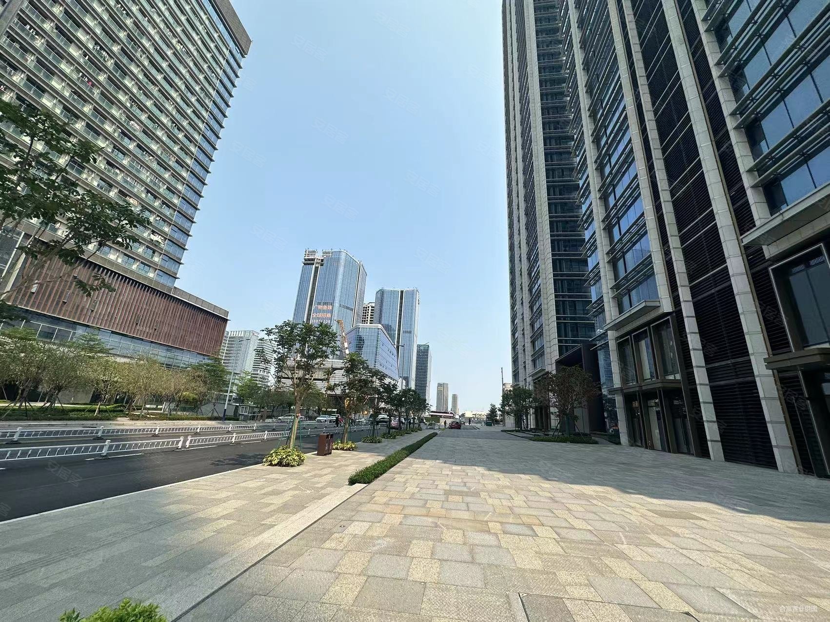 保利鱼珠港商住楼