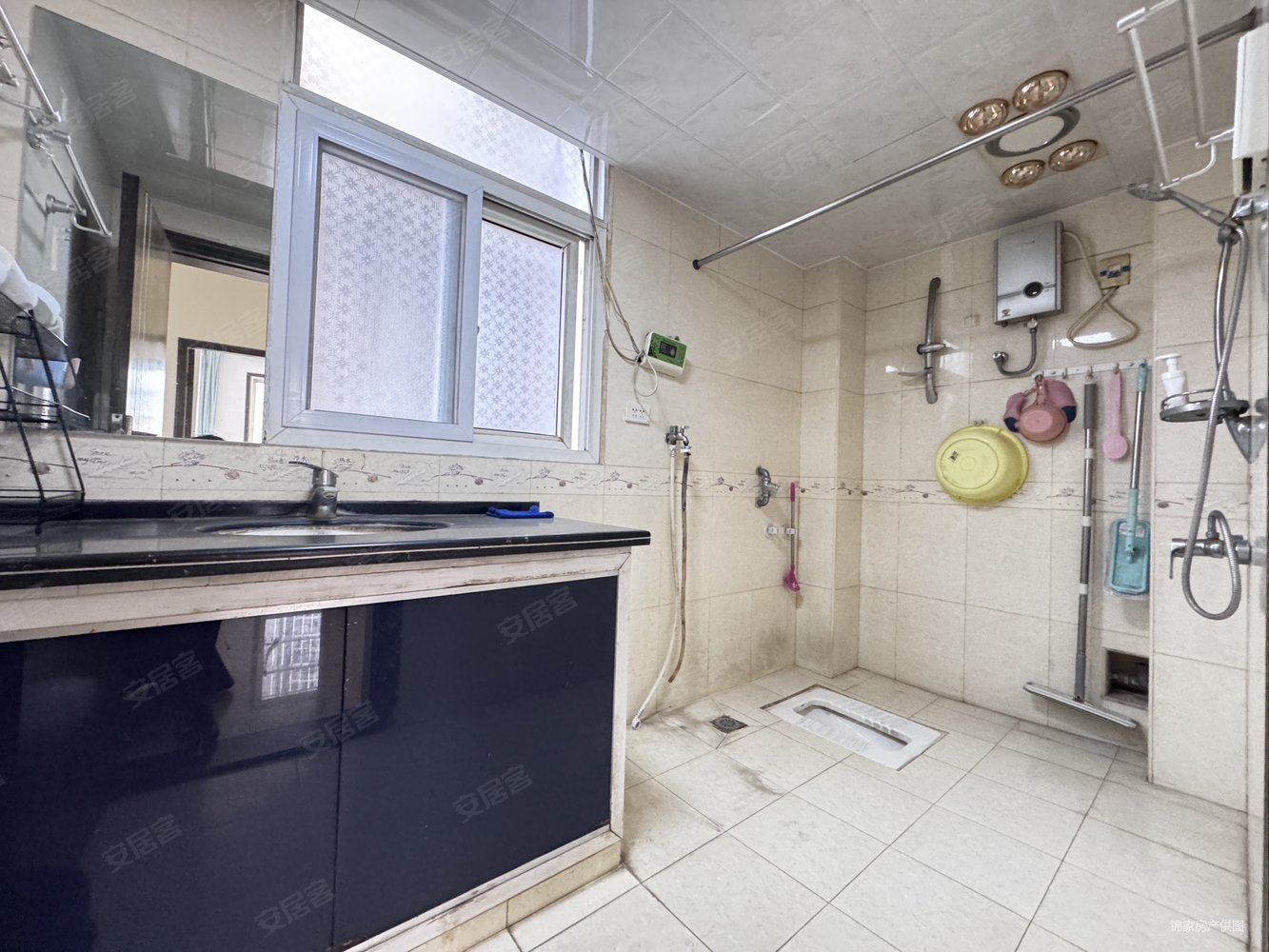 渝鄂光福苑3室2厅2卫125㎡南北33万