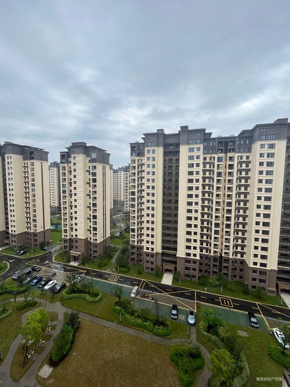 中昂江澜府商会大厦泗门中学对面单价8千现房现住