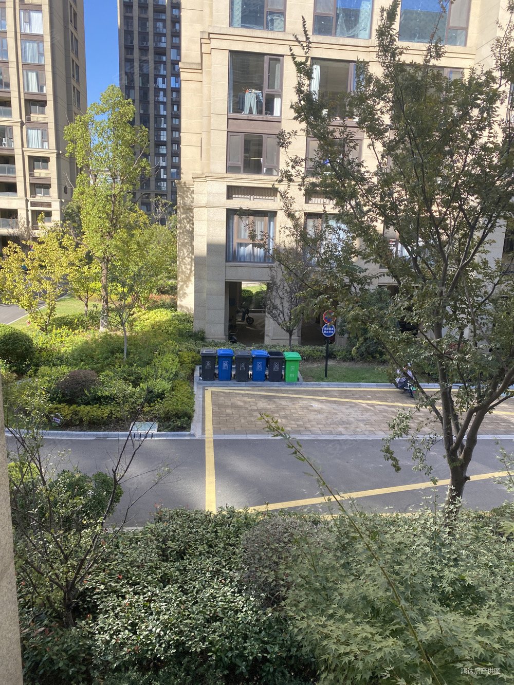 金峰又一城南区洋房2楼豪华装修未入住