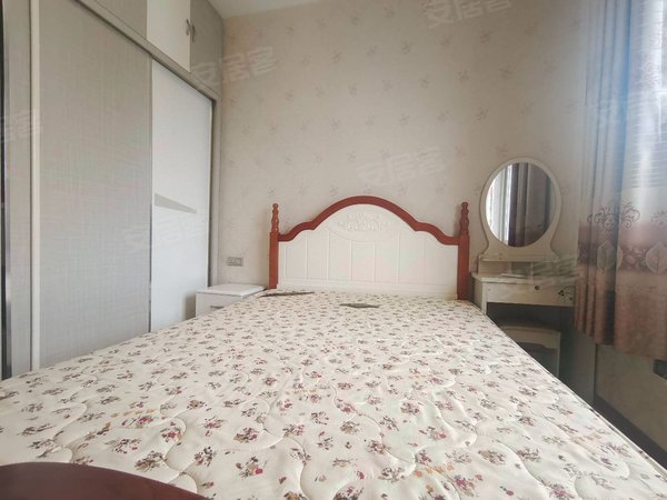 重庆江北南桥寺金洁南桥晓月近轻轨环线  房子干净整洁,家电齐全,拎包