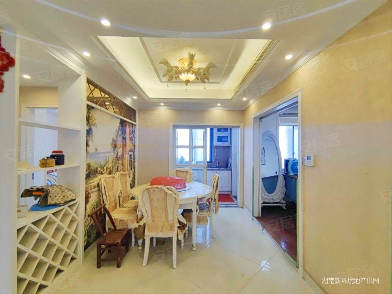 急售 联诚国际 精装大三房 南北通透 电梯好楼层 有钥匙,联诚国际城