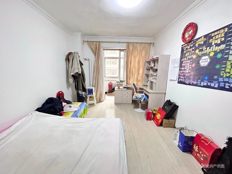 广场兰州一中旁边财政厅家属院框架二楼一室一厅可按揭