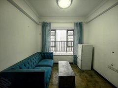 武汉汉阳郭茨口锦绣汉江一区，一室一厅，有电梯，家具家电齐全出租房源真实图片