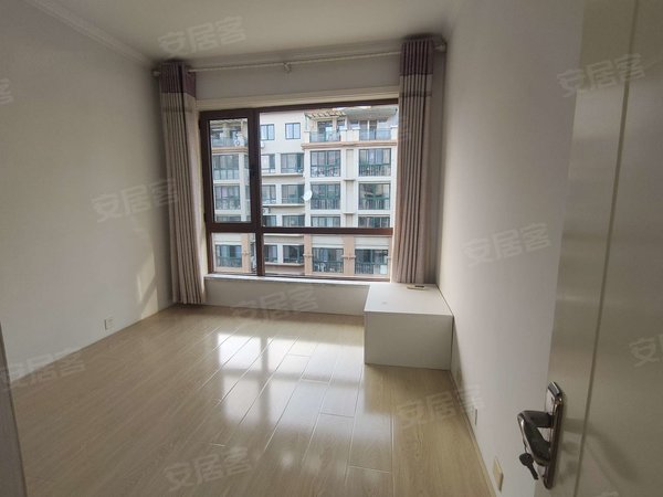 【多图】御景尚都(一期),家佳源租房,带车位!首租!房东自住装修配套!