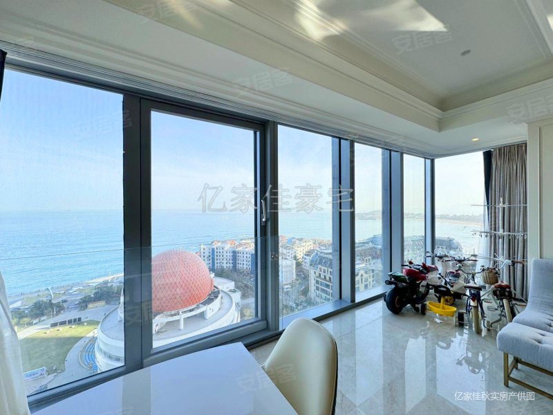 青岛豪宅天花板深蓝中心海天公馆海信君澜