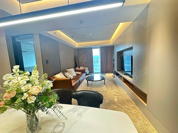 重庆江北观音桥龙湖唐宁one保真!一房的价格租大两房!酒店式服务!