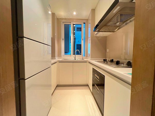 杭州滨江西兴滨江御滨府滨和初中 西兴卫生院旁 御宾府精装三房二卫有