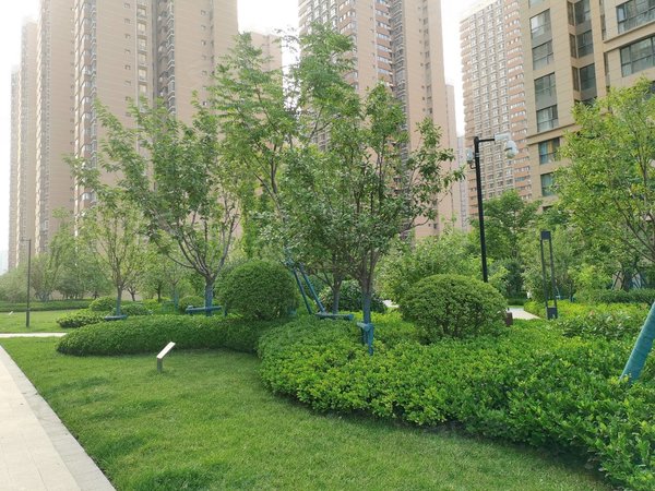 西安经开区北苑浩华北郡(北区)押一付一 主卧阳台 北三环大明宫建材