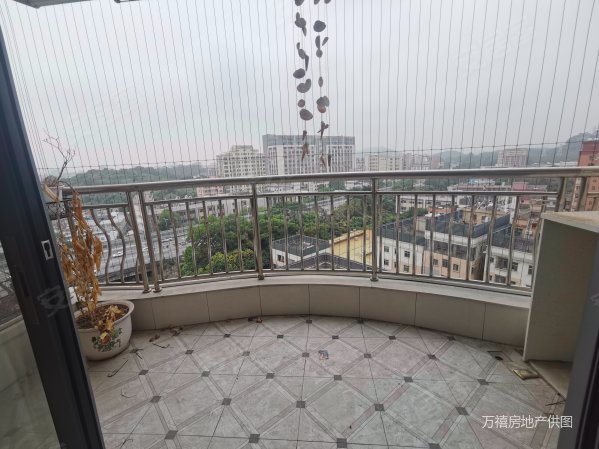 急卖笋盘健逸天地商圈成熟双卫格局南北通透精装好房