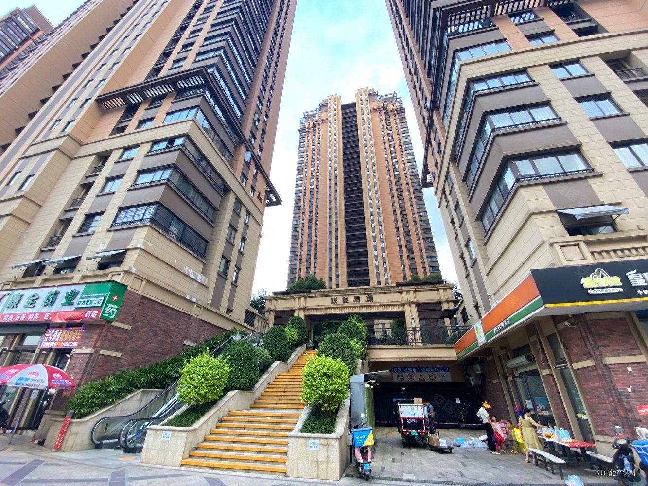 南宁房产网>南宁二手房>青秀二手房>东盟商务二手房>联发君澜(一期)>