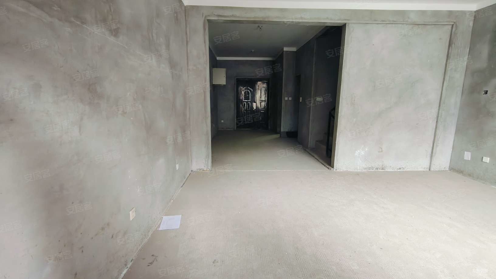 海棠一号院4室3厅3卫135.8㎡南北115万