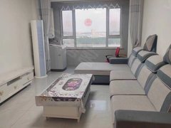 东韩佳苑3室家具家电齐全拎包入住1250元带车位！