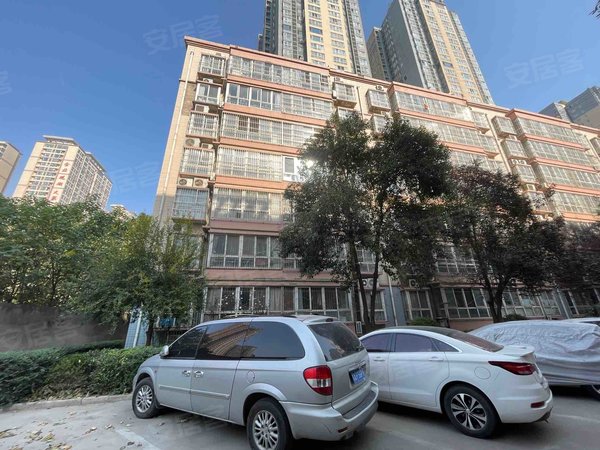 西安大兴新区梨园路御园温泉小区大兴新区 梨园路 御园温泉小区 精装