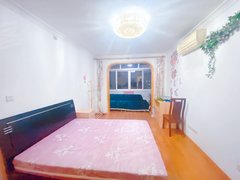 上海普陀长风小区中心边套全明 带小露台 近地铁15号线梅岭北路站 诚租~出租房源真实图片