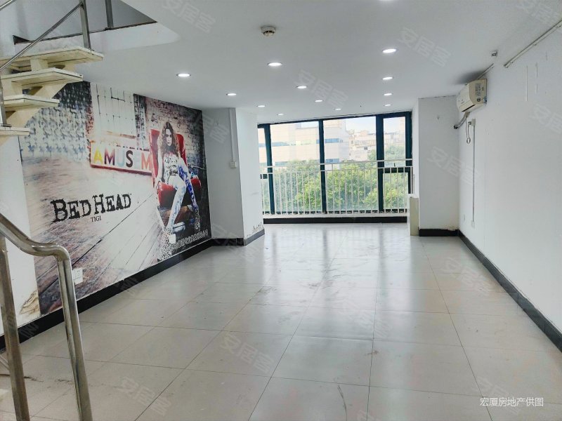 临街玄武湖随时看房,先锋广场二手房,65万,2室1厅,1卫,35平米-南京