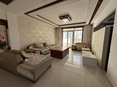 保山隆阳北城奥新一期4楼四室两厅两卫精装修带家具电器出租房源真实图片