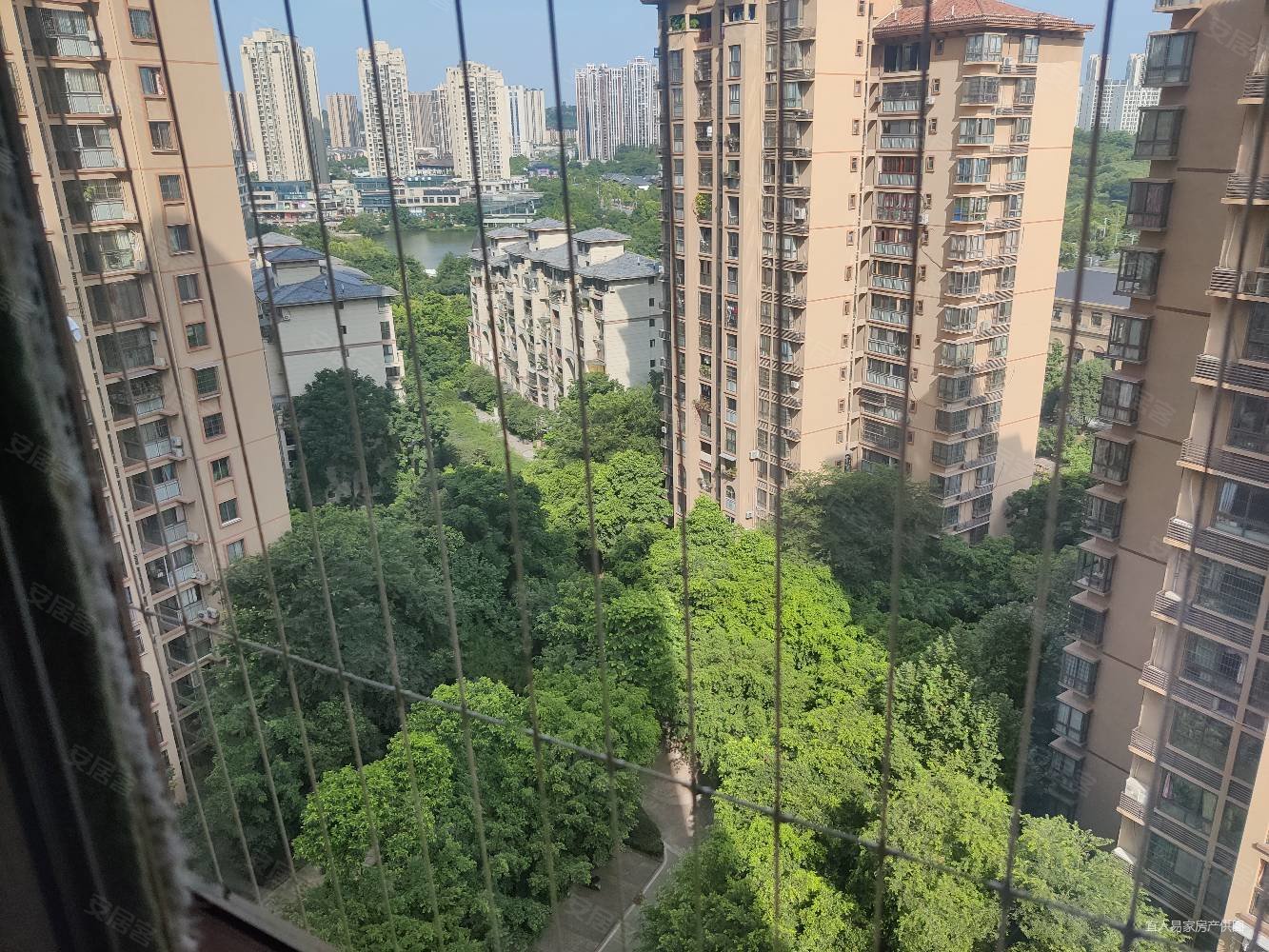 昌龙阳光尚城4室2厅2卫121㎡东南82万