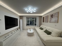 乌鲁木齐开发区开发区二期押一付一经开万达正对面翠竹园精装电梯三室双卫近高铁站拎包入住出租房源真实图片