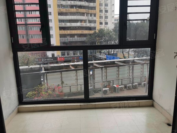 【多图】汇泰大厦,人民南租房,罗湖口岸精装修一房,厅出大阳台,采光