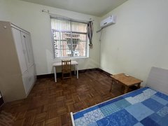 雅安雨城中大街3楼!中大街附近温馨小套二带空调,水电气三通,拎包入住随时看出租房源真实图片