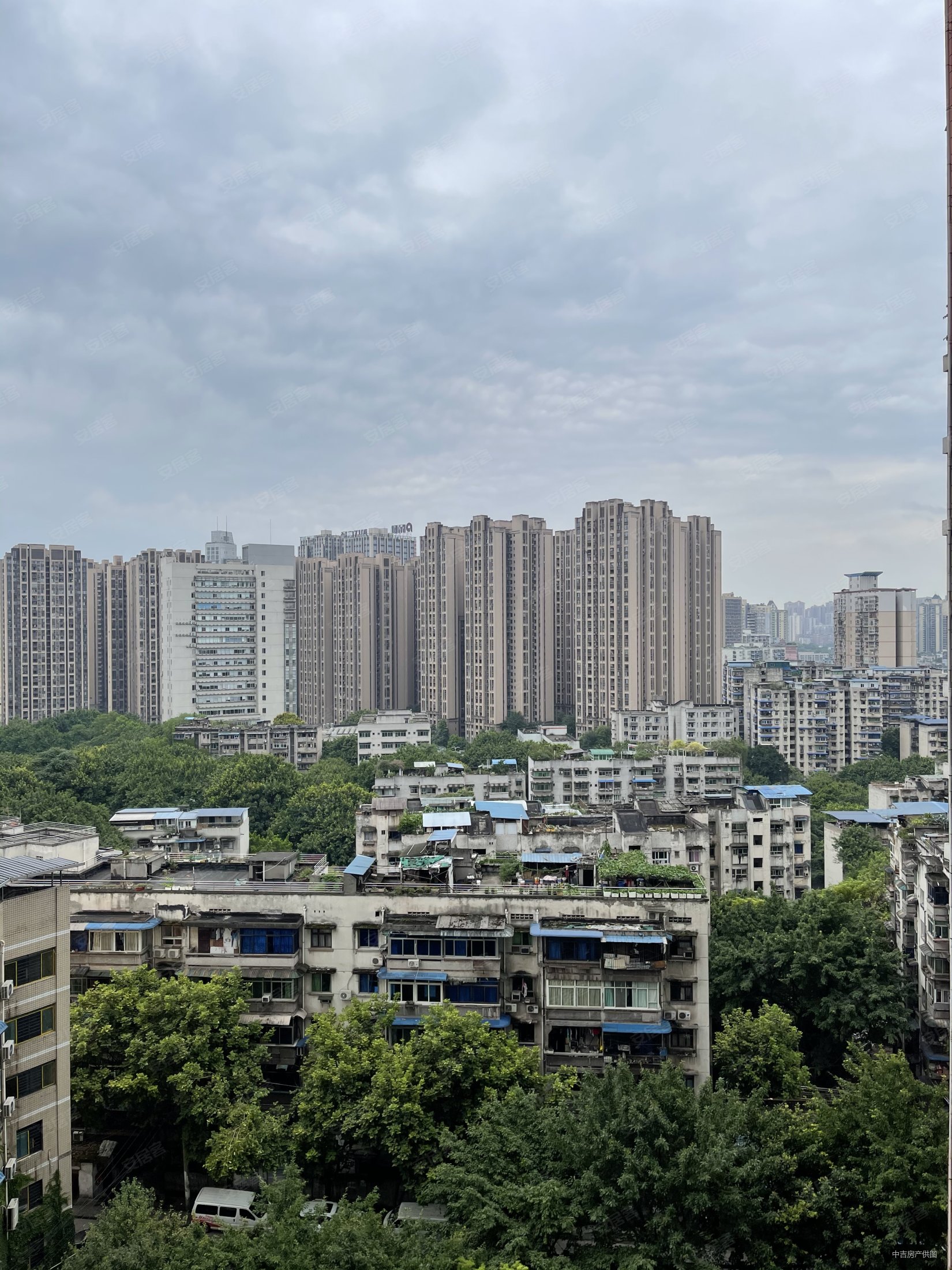 谢家湾轻轨旁育才旁首创立方跃层2房朝南采光好户型方正