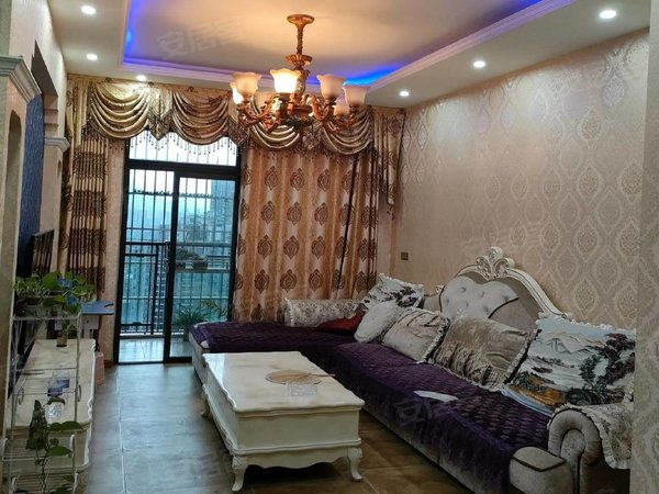 重庆綦江綦江城区优山美地房子走新城老城都方便房龄新房子干净整洁