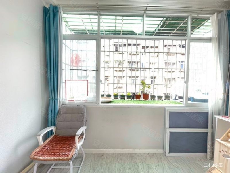 马超地铁口 精装小套二 拎包入住 装修保养好,旭光小区二手房,43万,2