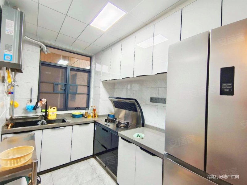 水口中心小区精装四房100万 一城悦府精装大四房 拎包入住