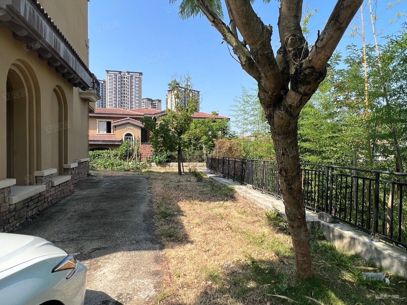 德阳碧桂园(别墅)5室2厅3卫251㎡南351万