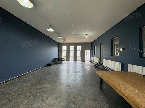 宋庄艺术区 精装修工作室 艺术气氛浓厚 画室轻型工作 随时看