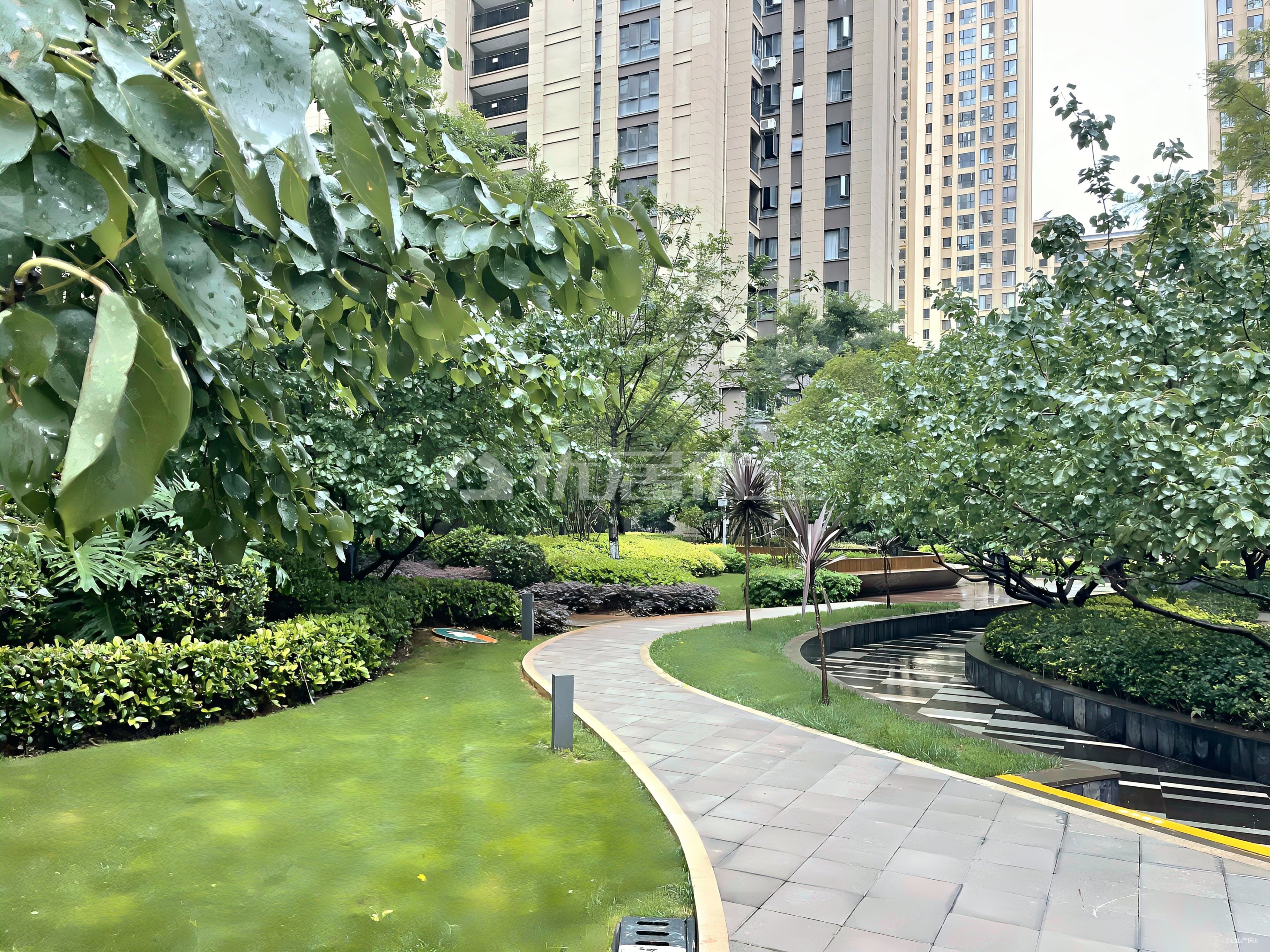 融创春风十里御风苑