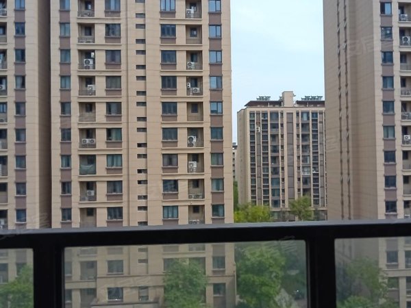 无锡新吴旺庄宝龙世家无中介费,宝龙世家a区大阳台出租房源真实图片