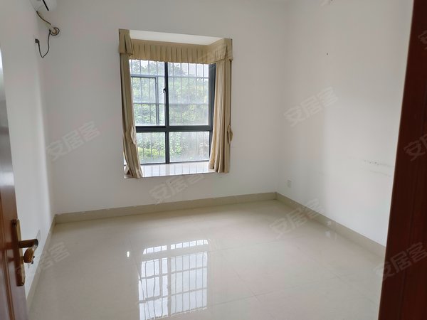 南宁青秀仙葫凤祥名居青秀区凤岭南路 凤祥名居精装6房大平层 南北