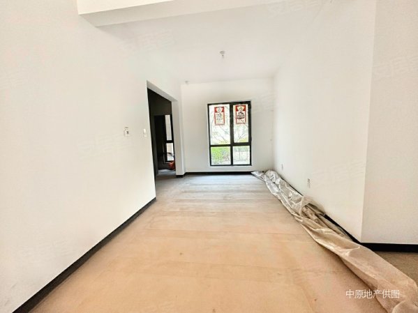 半湾半岛洋房一楼带院子户型方正随时看房