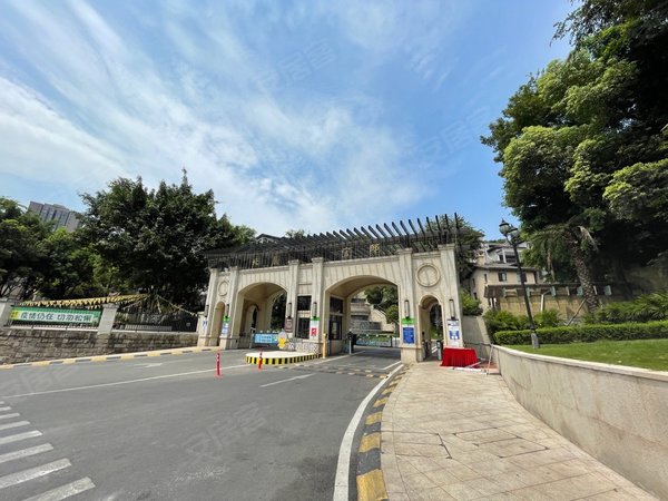 重庆江北鸿恩寺嘉凯城北麓官邸观音桥 鸿恩路 嘉凯城北麓官邸 6房3卫