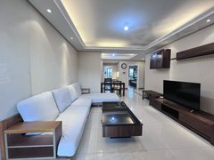 南京建邺茶南中北英郡 豪装带地暖 设施全拎包住 河西金鹰 地铁口出租房源真实图片