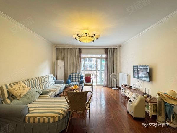 电梯南北通透套三双卫 板式一梯两户 全中庭安静 光照充足,中华园锦苑