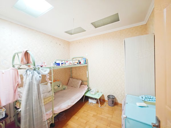 【多图】国泰公寓,福州南路租房,太古广场旁!